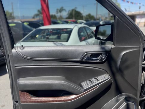 Used 2017 GMC Yukon SLE w/ Convenience Package image 18