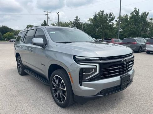 Used 2025 Chevrolet Tahoe RST w/ Comfort Package AWD/4WD image 11