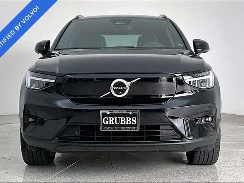 Certified 2023 Volvo XC40 Recharge Plus AWD/4WD image 3