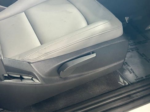 Used 2021 Chevrolet Colorado W/T w/ WT Convenience Package image 35