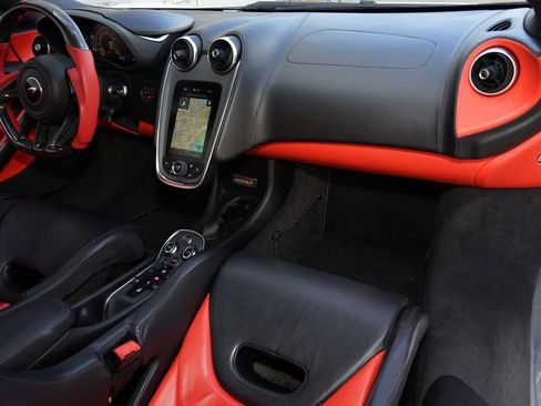 Used 2020 McLaren 600LT Spider image 15