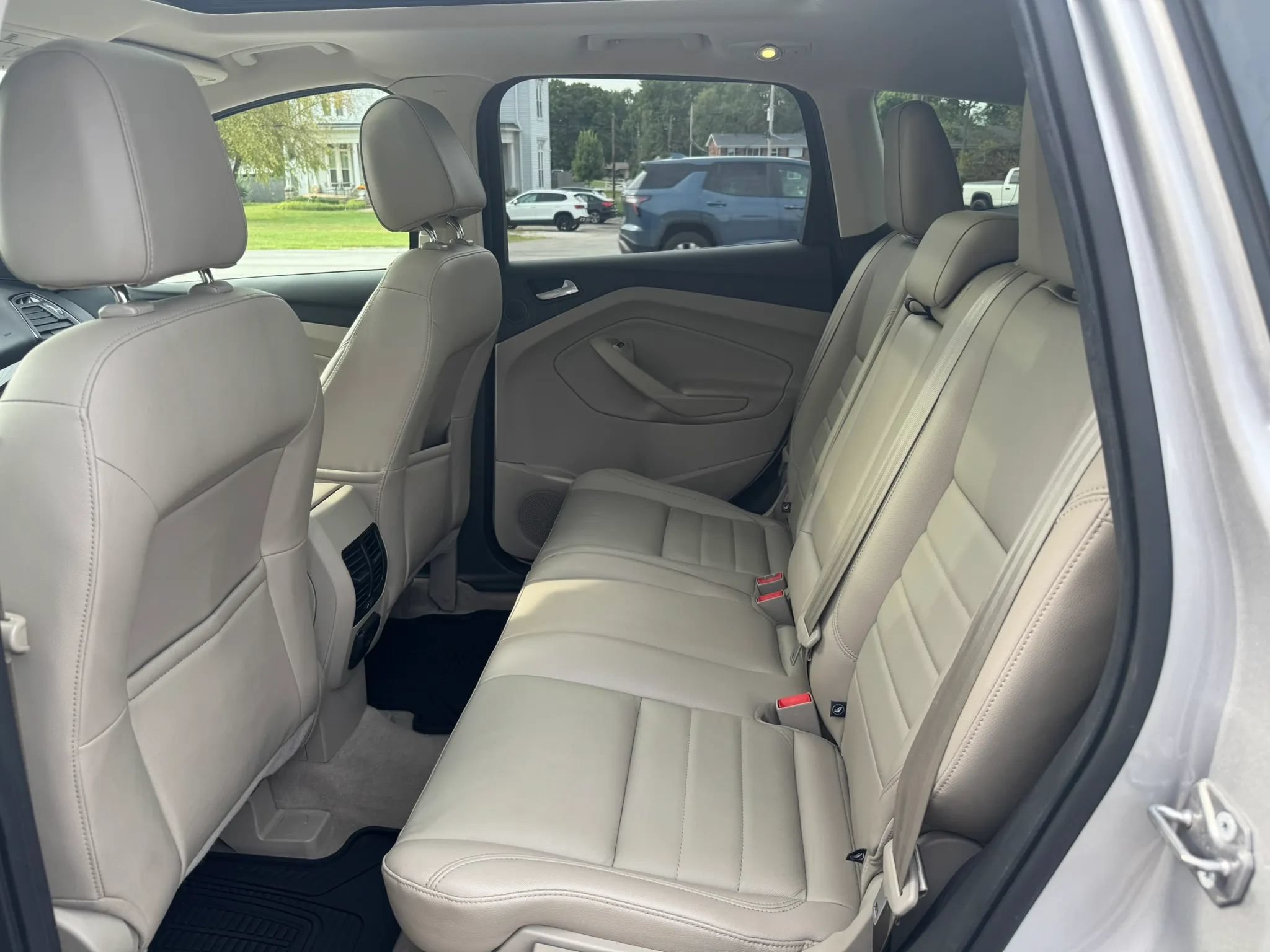 Used 2016 Ford Escape Titanium w/ Equipment Group 301A FWD image 23