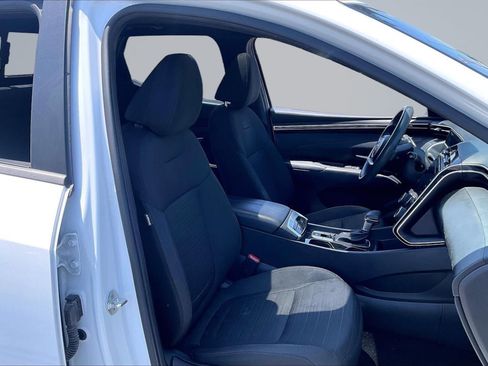 Used 2022 Hyundai Santa Cruz SEL w/ Activity Package FWD image 7