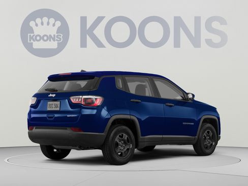 Used 2021 Jeep Compass Sport FWD image 4