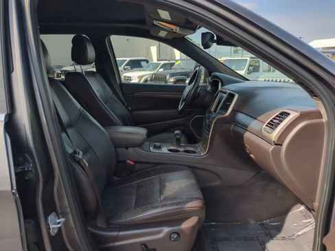 Used 2014 Jeep Grand Cherokee Summit AWD/4WD image 34