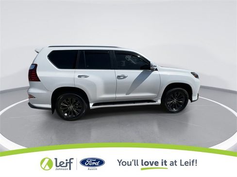 Used 2021 Lexus GX 460 Luxury w/ Sport Design Package image 12