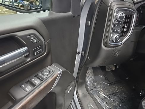 Used 2021 GMC Sierra 1500 Denali AWD/4WD image 28
