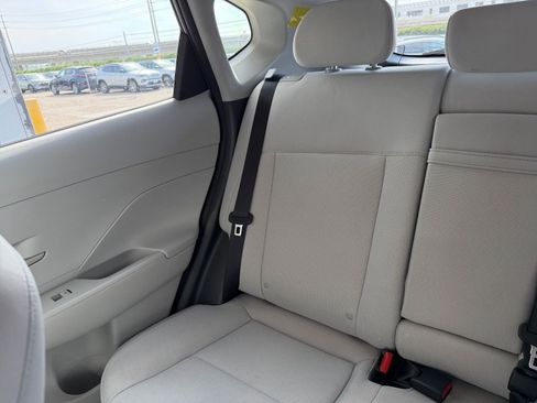 Used 2025 Hyundai Kona SEL image 39