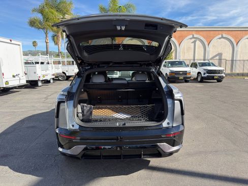 New 2026 Chevrolet Blazer EV SS w/ LPO, Blackout Package AWD/4WD image 14