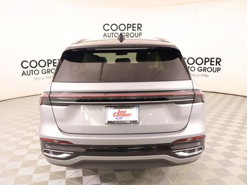 Used 2024 Lincoln Nautilus Black Label AWD/4WD image 23