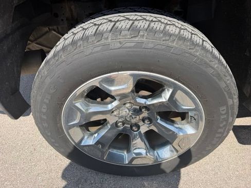 Used 2019 RAM 1500 Big Horn AWD/4WD image 11