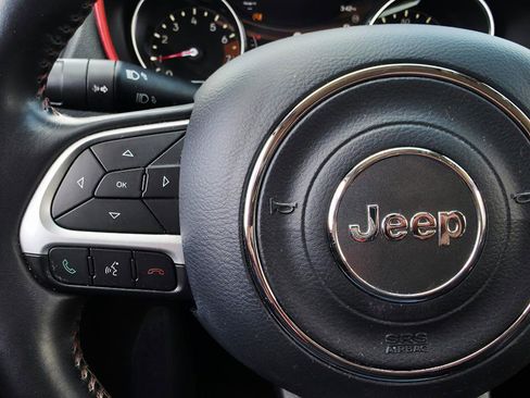 Used 2019 Jeep Compass Trailhawk AWD/4WD image 13