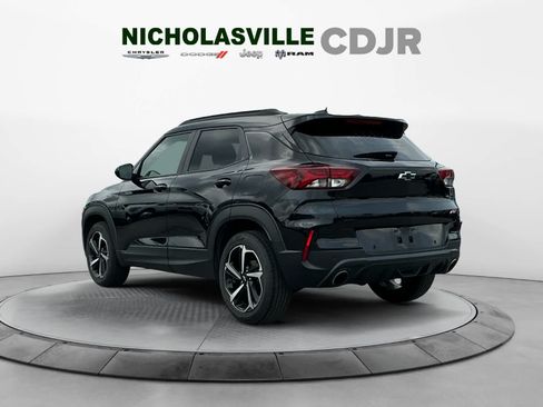 Used 2022 Chevrolet TrailBlazer RS w/ Sun and Liftgate Package AWD/4WD image 3