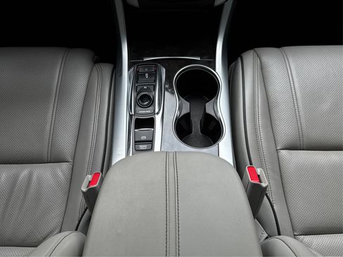 Used 2019 Acura TLX V6 SH-AWD w/ Technology Pkg image 16