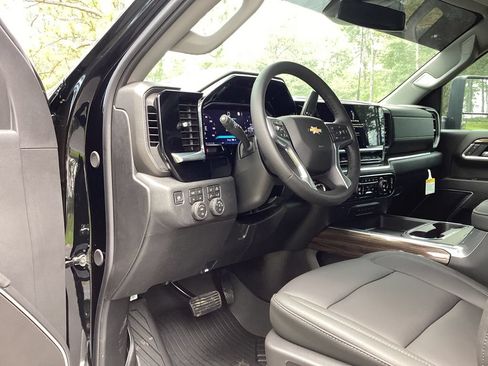 New 2026 Chevrolet Silverado 2500 LT w/ All Star Edition AWD/4WD image 16
