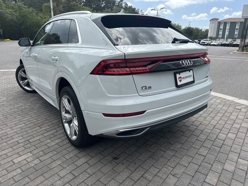 Used 2023 Audi Q8 Premium w/ Convenience Package image 2