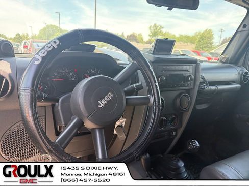 Used 2008 Jeep Wrangler X AWD/4WD image 12