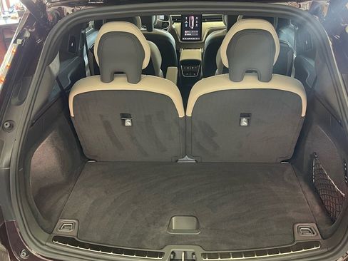 Used 2025 Volvo EX90 Ultra image 35