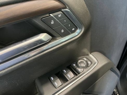 Used 2024 GMC Sierra 1500 SLT w/ LPO, GMC Protection Package AWD/4WD image 4
