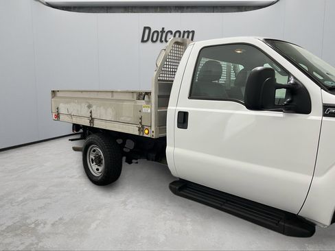 Used 2013 Ford F250 XL image 14