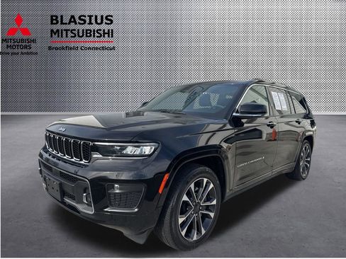 Used 2023 Jeep Grand Cherokee L Overland w/ Luxury Tech Group IV AWD/4WD image 7