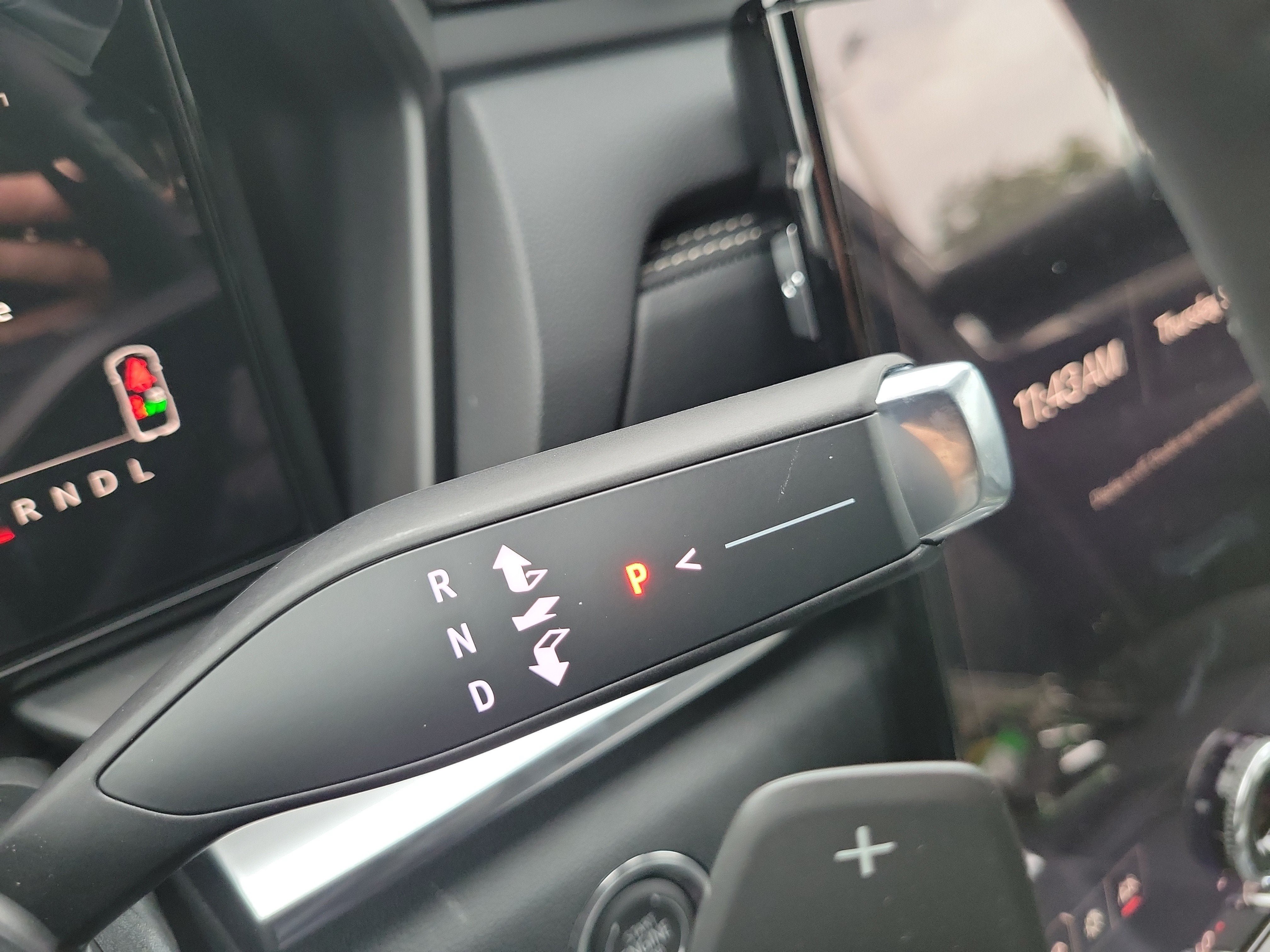New 2027 GMC Terrain Elevation w/ Elevation Premium Package FWD image 12
