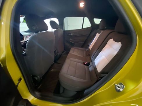 Used 2024 Chevrolet Trax RS w/ Driver Confidence Package image 28