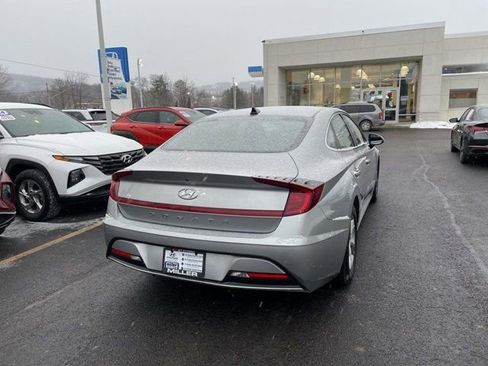 Used 2022 Hyundai Sonata SE image 3