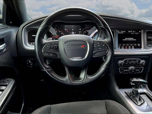 Used 2020 Dodge Charger R/T w/ Blacktop Package RWD image 8