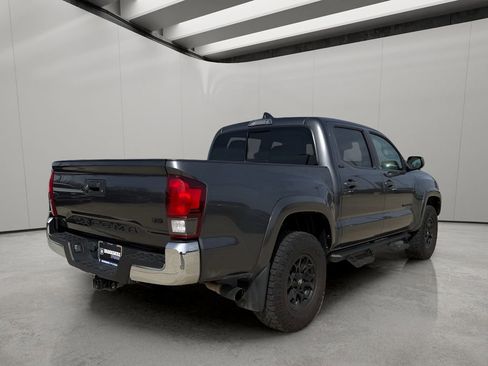 Used 2022 Toyota Tacoma SR5 image 7