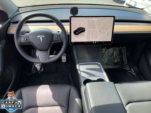 Used 2022 Tesla Model Y Performance image 36