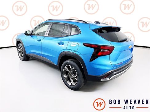 New 2026 Chevrolet Trax LT w/ Driver Confidence Package FWD image 6