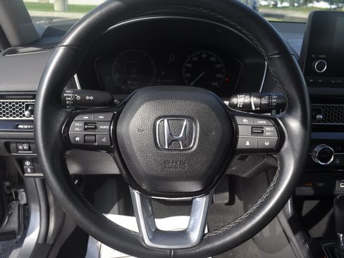 Used 2023 Honda Civic EX-L image 18
