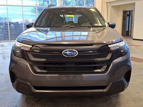 Used 2025 Subaru Forester image 5