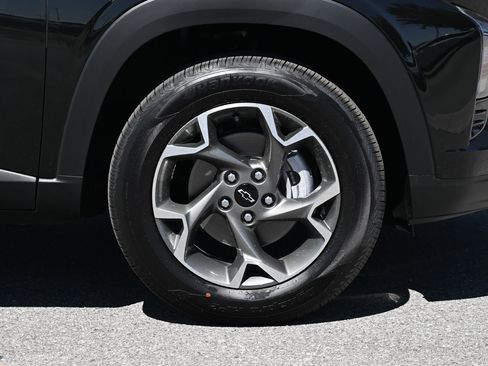 New 2026 Chevrolet Trax LT w/ LPO, Blackout Package image 11