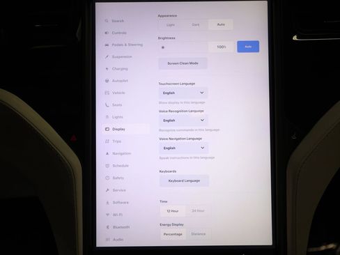 Used 2020 Tesla Model X image 65