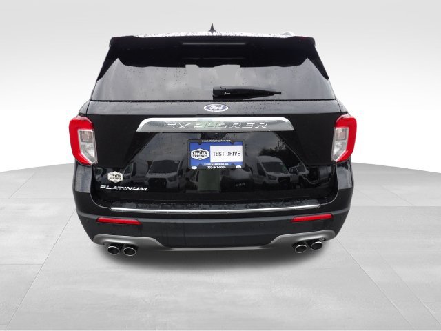 Certified 2023 Ford Explorer Platinum w/ Technology Package RWD image 7