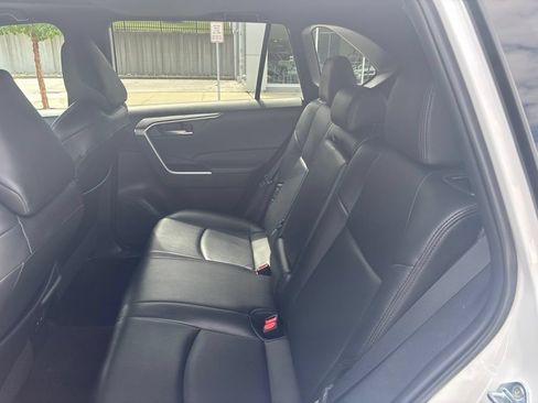 Used 2023 Toyota RAV4 SE w/ Convenience Package AWD/4WD image 16