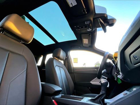 Used 2022 Audi Q3 2.0T Premium Plus w/ Premium Plus Package image 22