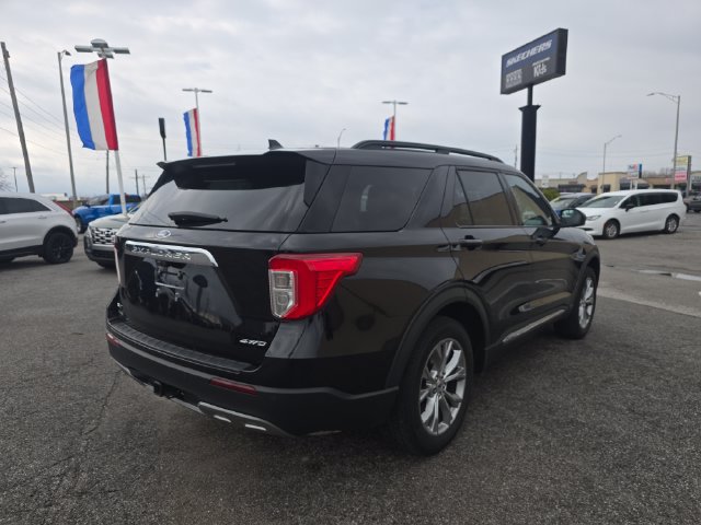 Certified 2023 Ford Explorer XLT AWD/4WD image 5