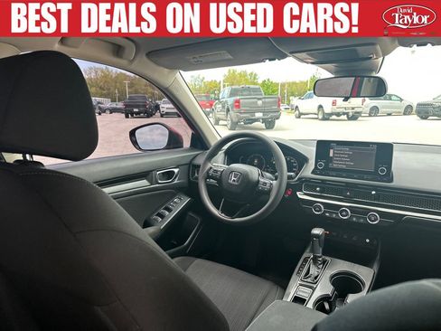 Used 2025 Honda Civic LX image 33