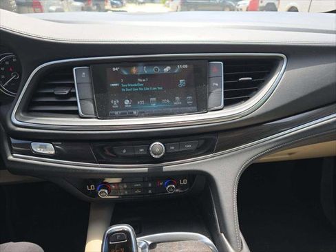 Used 2018 Buick Enclave Essence w/ LPO, Hit The Road Package FWD image 12