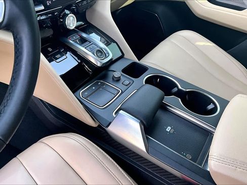 Used 2022 Acura MDX image 18