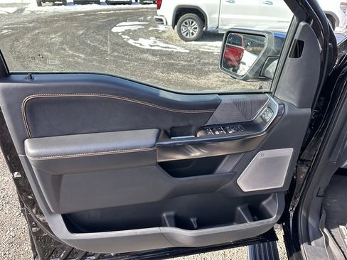 Used 2021 Ford F150 Platinum w/ FX4 Off-Road Package image 22