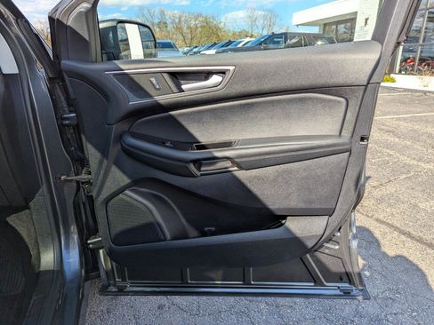 Used 2020 Ford Edge SEL w/ Convenience Package AWD/4WD image 30