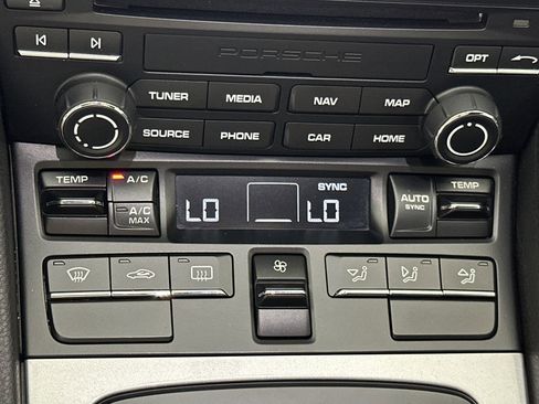 Used 2019 Porsche 911 GT3 RS image 19