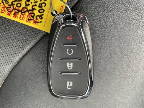 Used 2017 Chevrolet Volt Premier w/ Driver Confidence II Package image 19