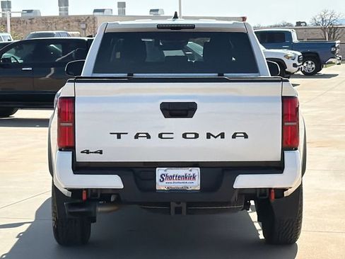 Used 2024 Toyota Tacoma TRD Off-Road AWD/4WD image 6