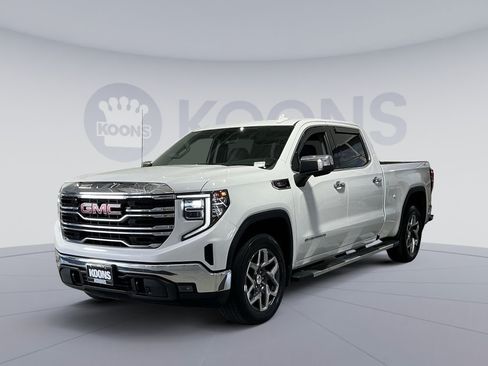 Used 2023 GMC Sierra 1500 SLT w/ SLT Premium Package AWD/4WD image 1