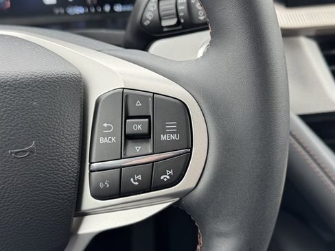 New 2026 Ford Explorer Active AWD/4WD image 11